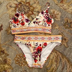 ⭐️ LIKE NEW ⭐️ Antonio Melani two piece swimsuit SMALL